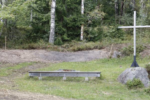 Lägerbålsplatsen har också fått en putsning för fler sittplatser